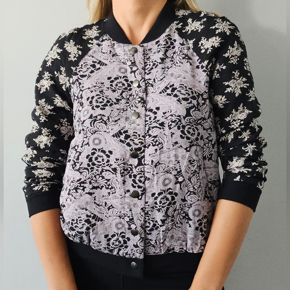 Free People Floral Cropped Bomber Jacket Womens Sz XS Purple Black - Picture 1 of 16